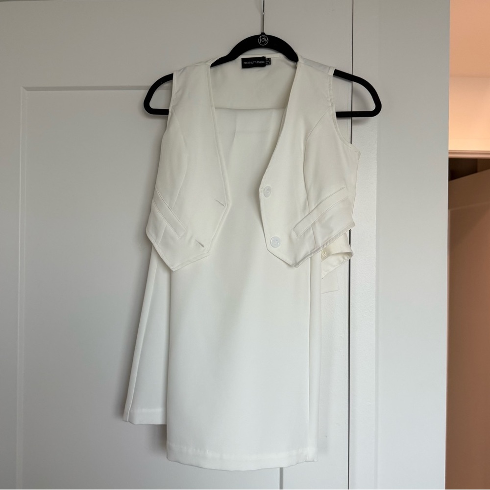 PrettyLittleThing White Two-Piece Set - Picture 2 of 16
